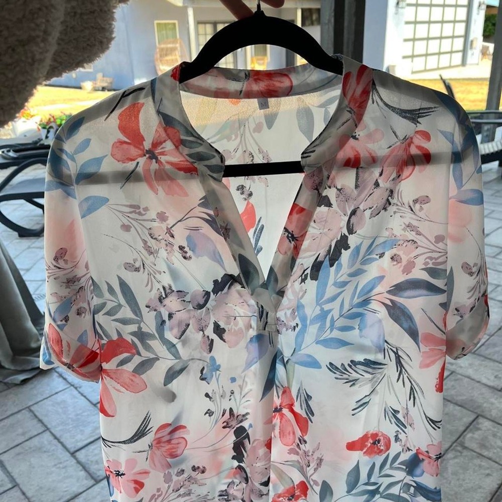 Boho Sheer Floral V-Neck Blouse Vacation Euro Summer White Blue Red Sz M - Picture 1 of 4